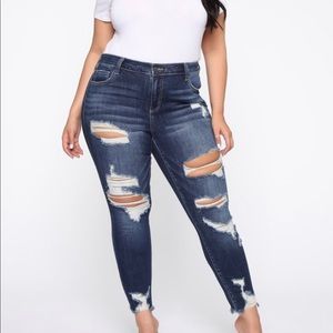 Mid rise skinny jeans